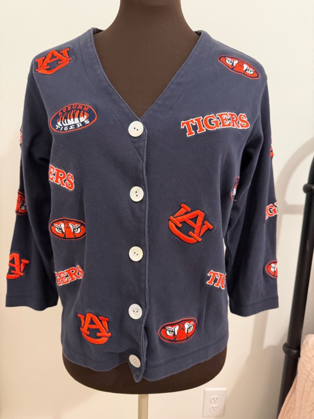 AUBURN cotton jacket/cardigan. Embroidered with Auburn Tigers.  Small